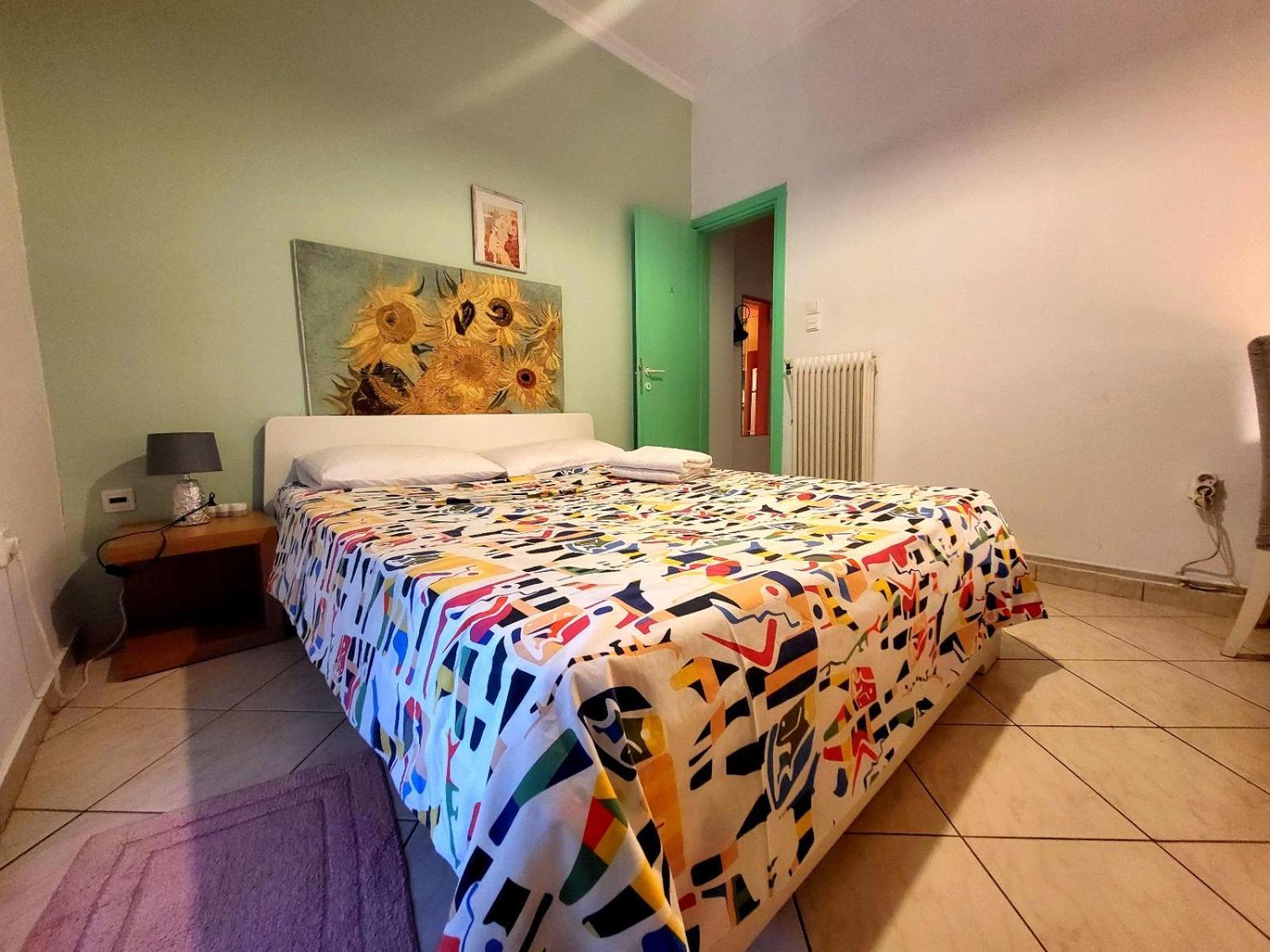 אתונה Rainbow'S Home מראה חיצוני תמונה